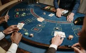Feature cards for fz v4 Bangladesh slots guide and privacy reminders